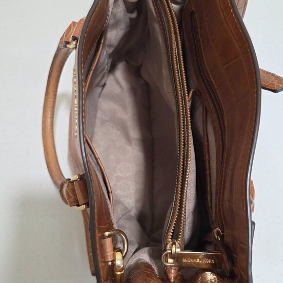 Michael Kors Fall Color Croc Embossed Dillon Satchel Tote Over the Shoulder - Picture 4 of 16